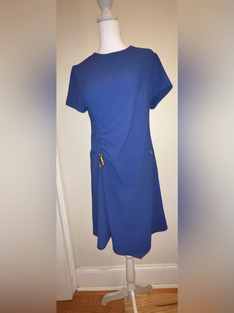 Donna Karan W/Side-Ruched Hardware Trim. NWT Size: 8 P Retail:$149 Asking:$99.